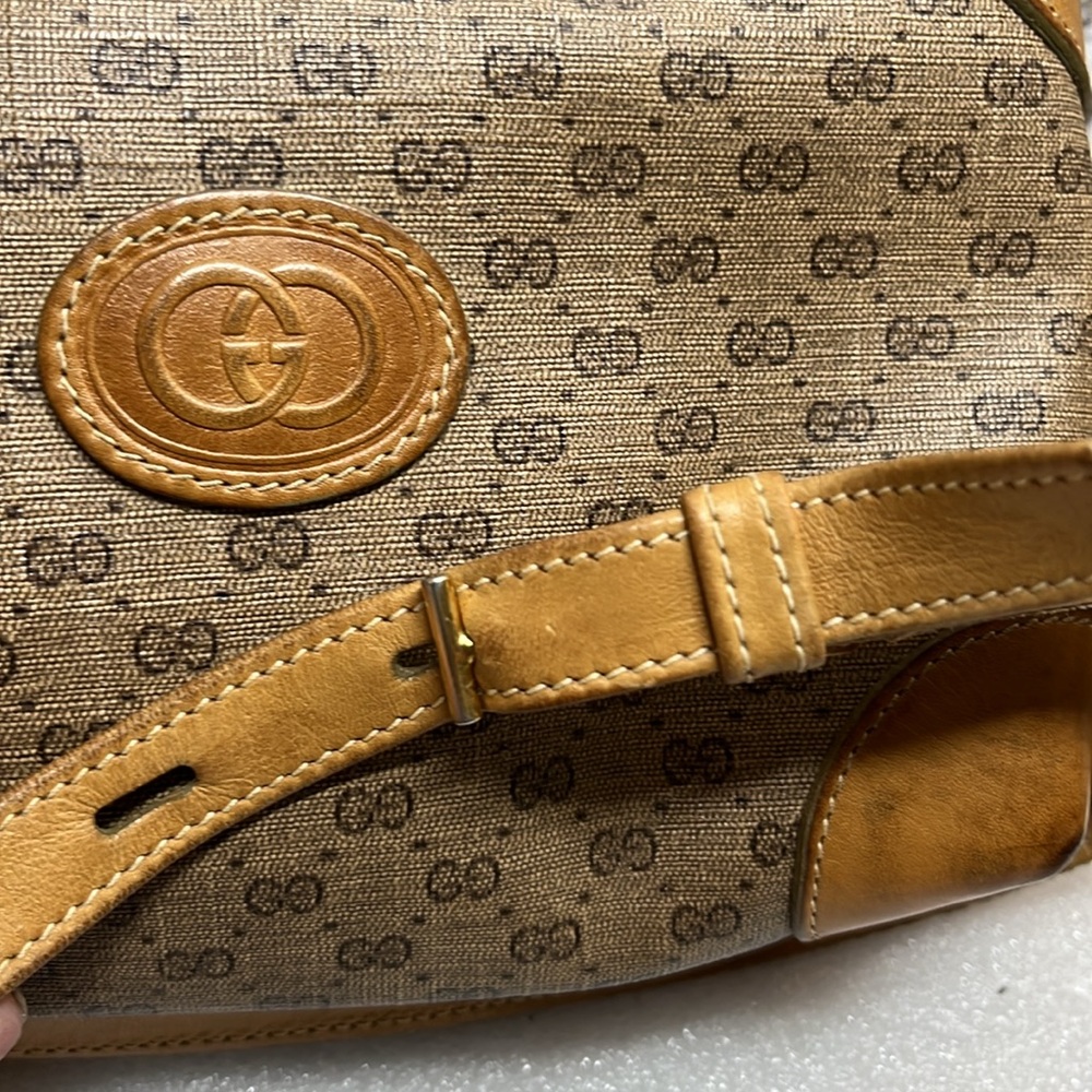 GUCCI Vintage 80’s Micro GG Web Monogram Leather Crossbody Purse Bag - Picture 4 of 17